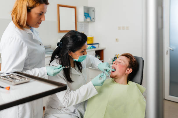 Best Broken or Chipped Tooth Repair in Fruitland, IA